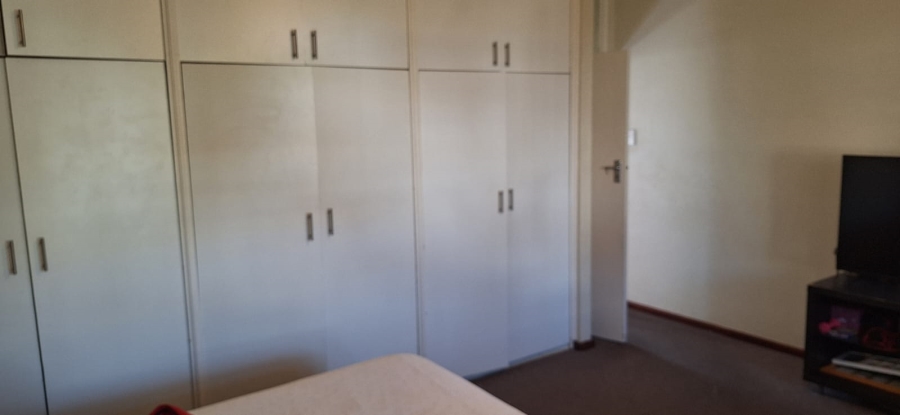 To Let 2 Bedroom Property for Rent in Claremont Western Cape